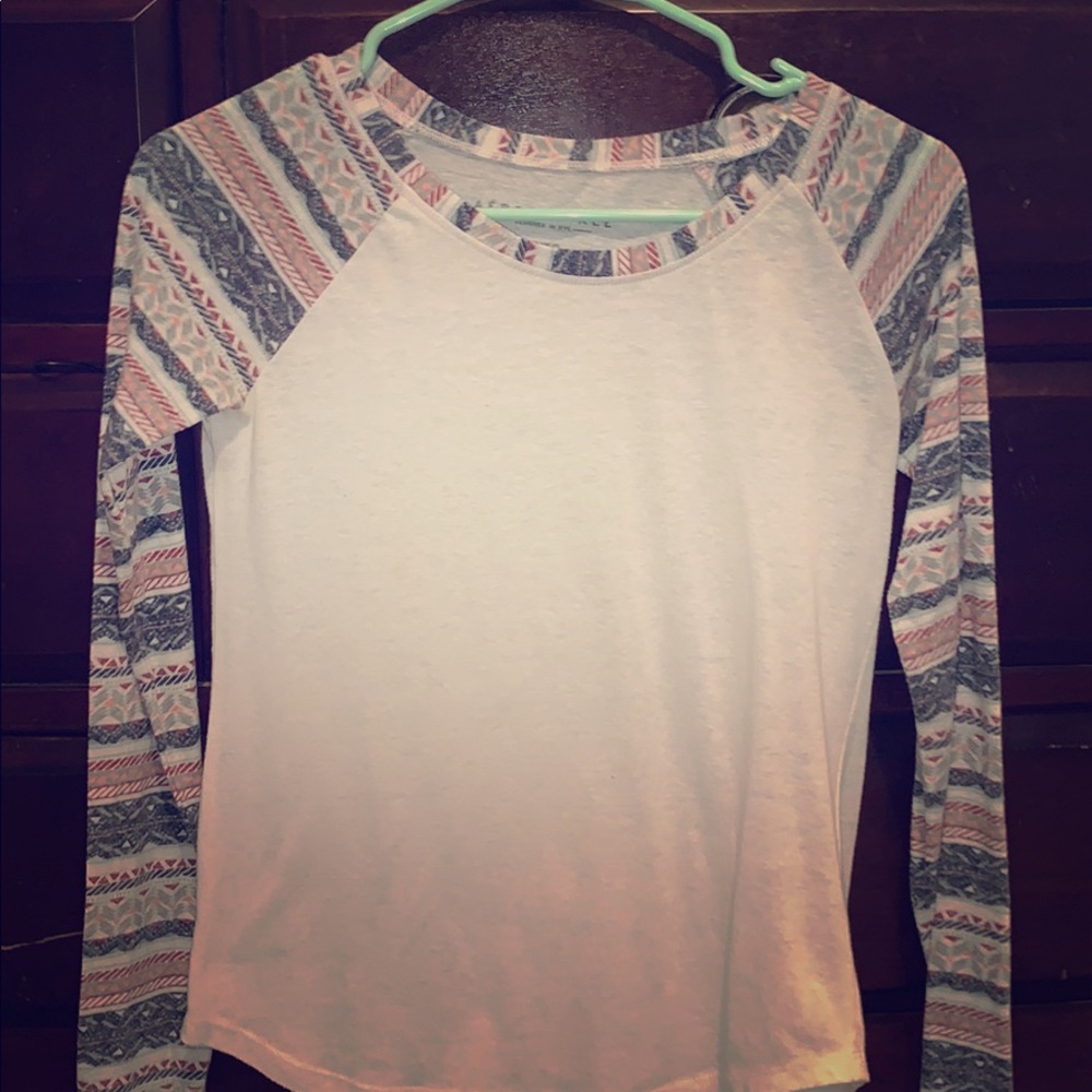 Long sleeve women’s top